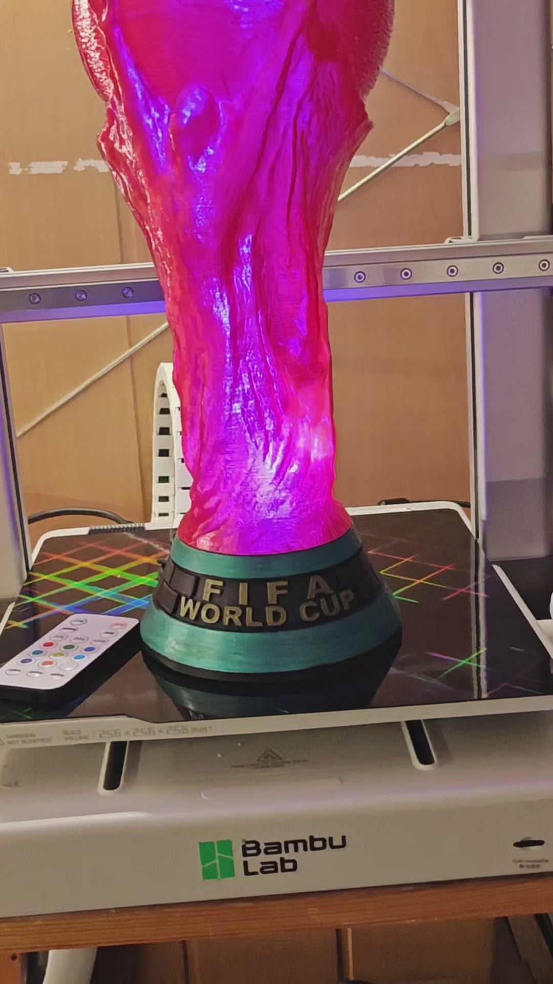 Weltmeisterpokal – LED Multicolor | PETG 3D-Druck