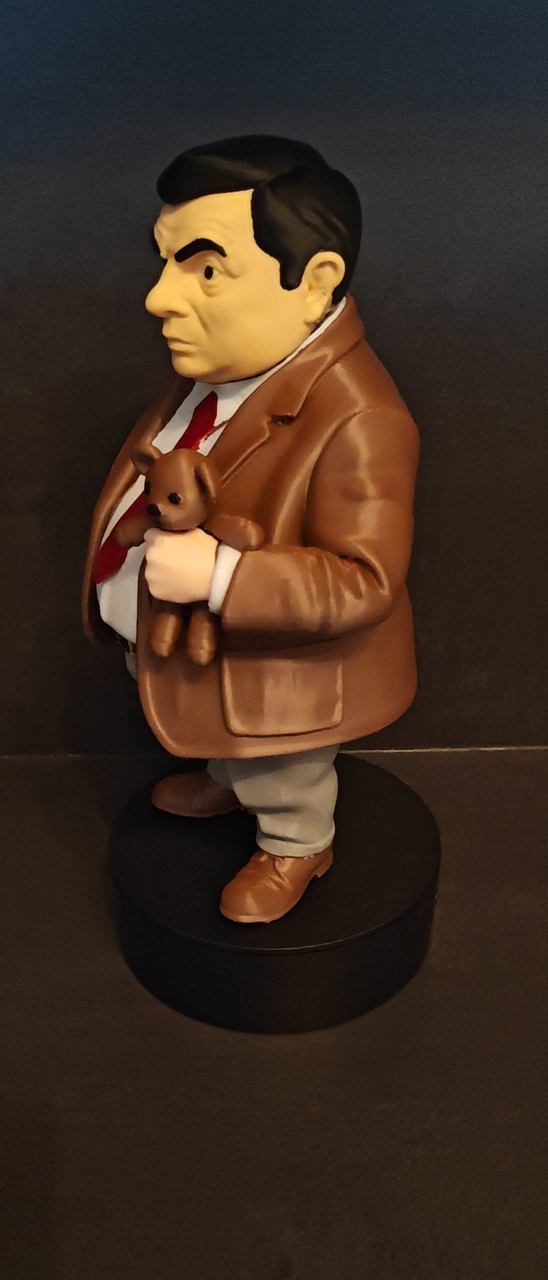 Mr. Bean XXL Edition – Mit Teddy | 3D-Print Unikat