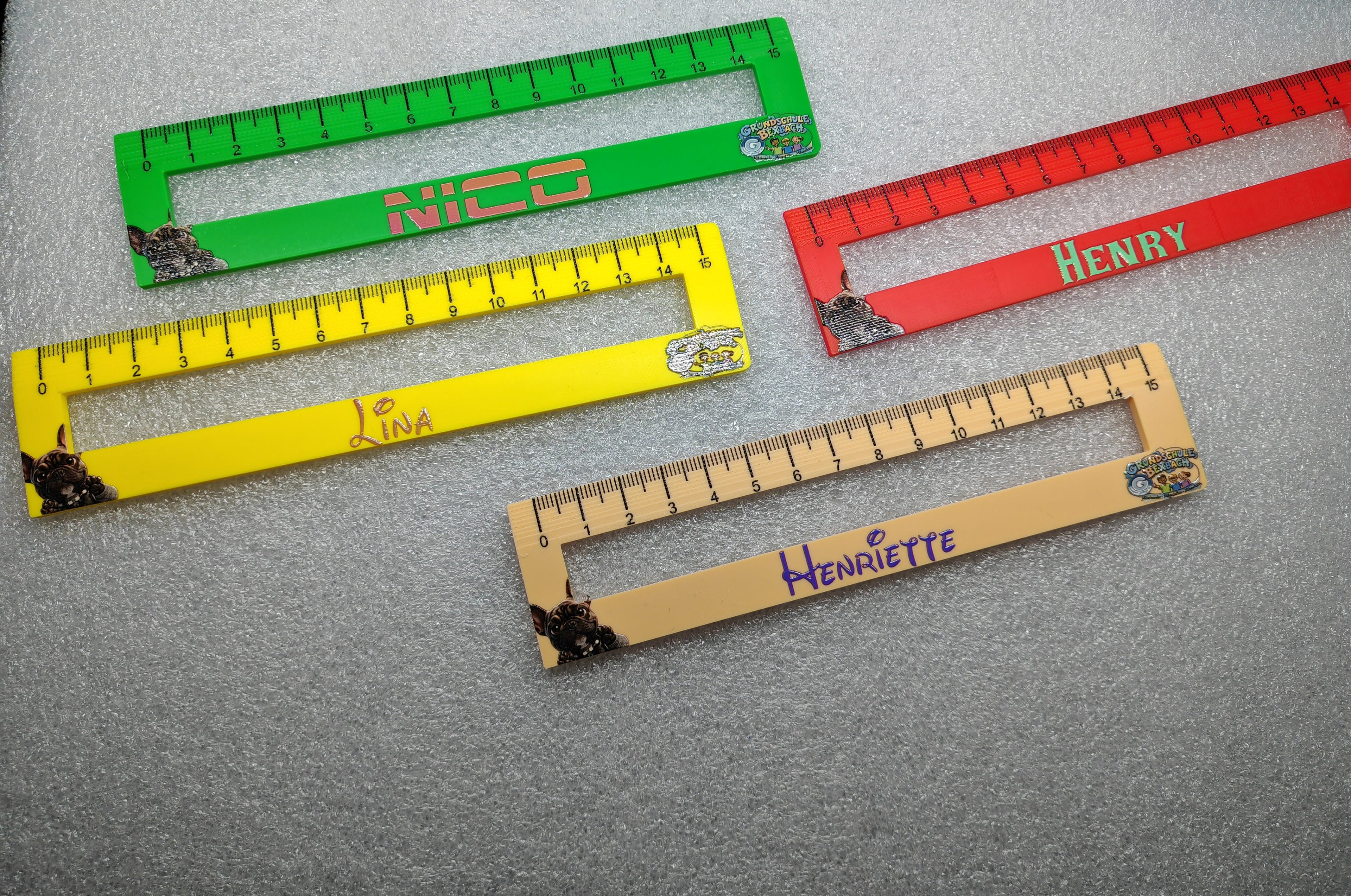 Otto Schullineal 15 cm – Personalisiert mit Name & Lesehilfe